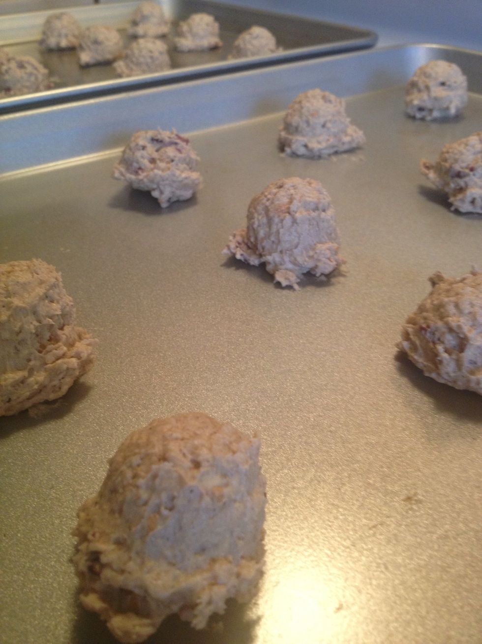 Full sheet ready to pop in the oven at 375 degrees for 10 minutes.