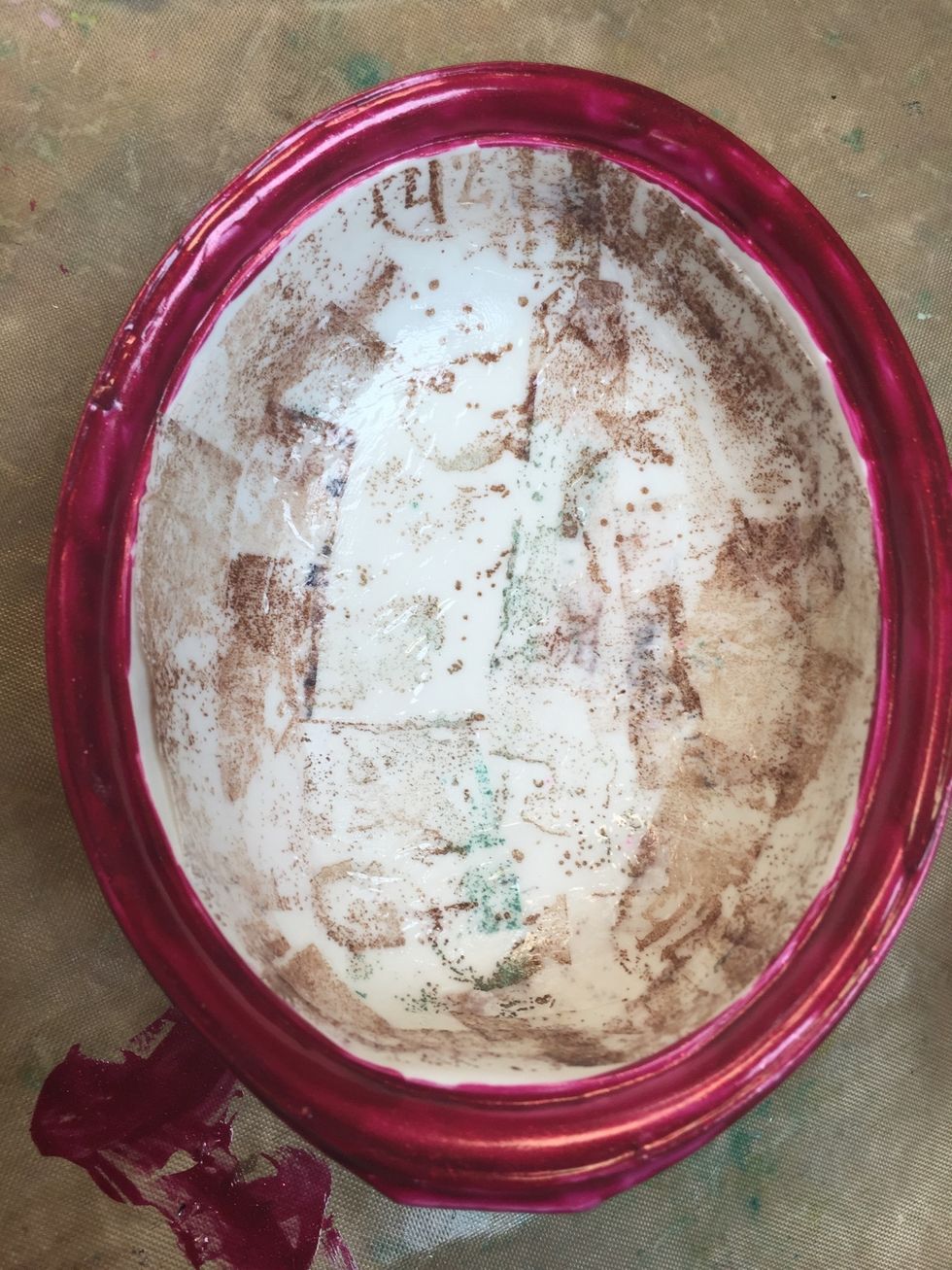 Fully covered with a perfect distressed look