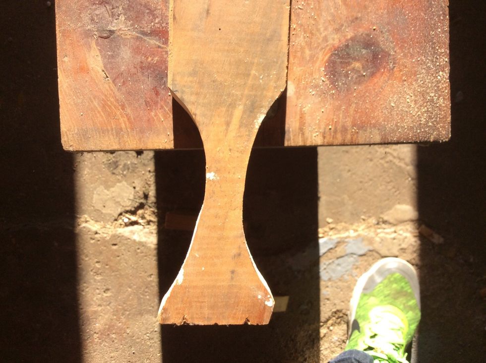 Fully cut out handle