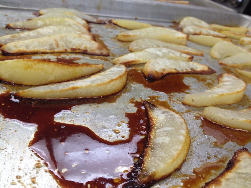 How to roast pears in an alto shaam combi oven B+C Guides