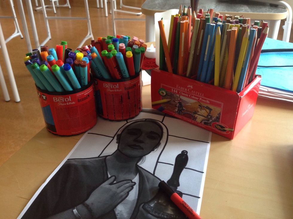 Fundera p\u00e5 om du vill anv\u00e4nda tusch eller pennor, jag valde faktiskt b\u00e5da!