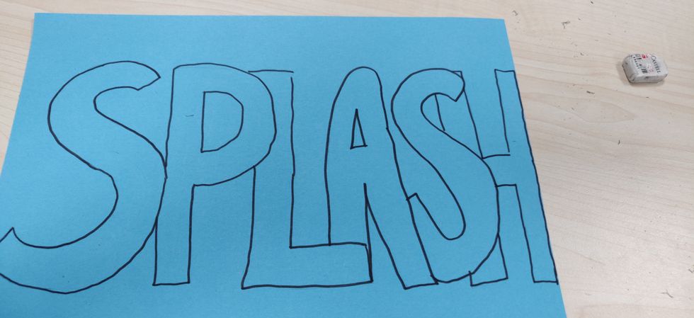 Fyll i linjerna som \u00e4r kvar med svart tusch.