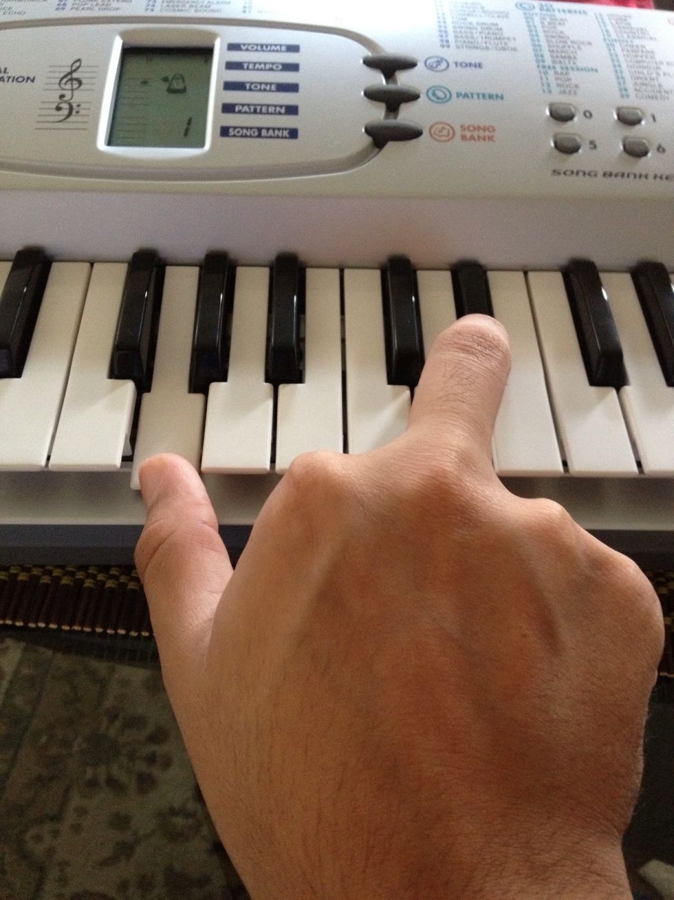 G on the 3rd and E flat on the 4th