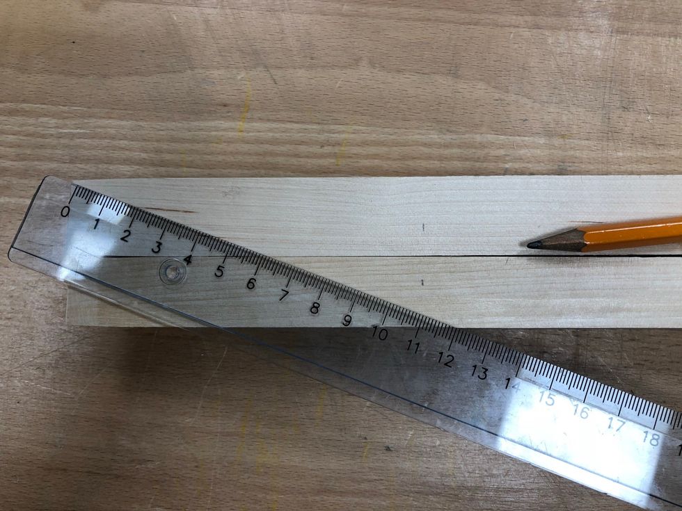 G\u00f6r en liten markering, kolla m\u00e5tt p\u00e5 ritning