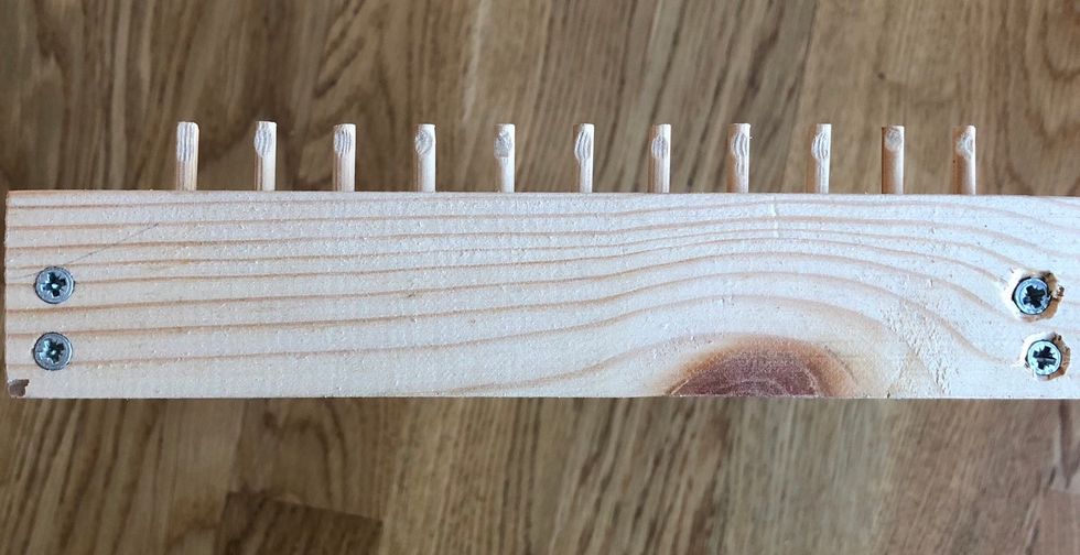 G\u00f6r tv\u00e5 L i b\u00e4nken som du sedan s\u00e4tter ihop. Klarttttt