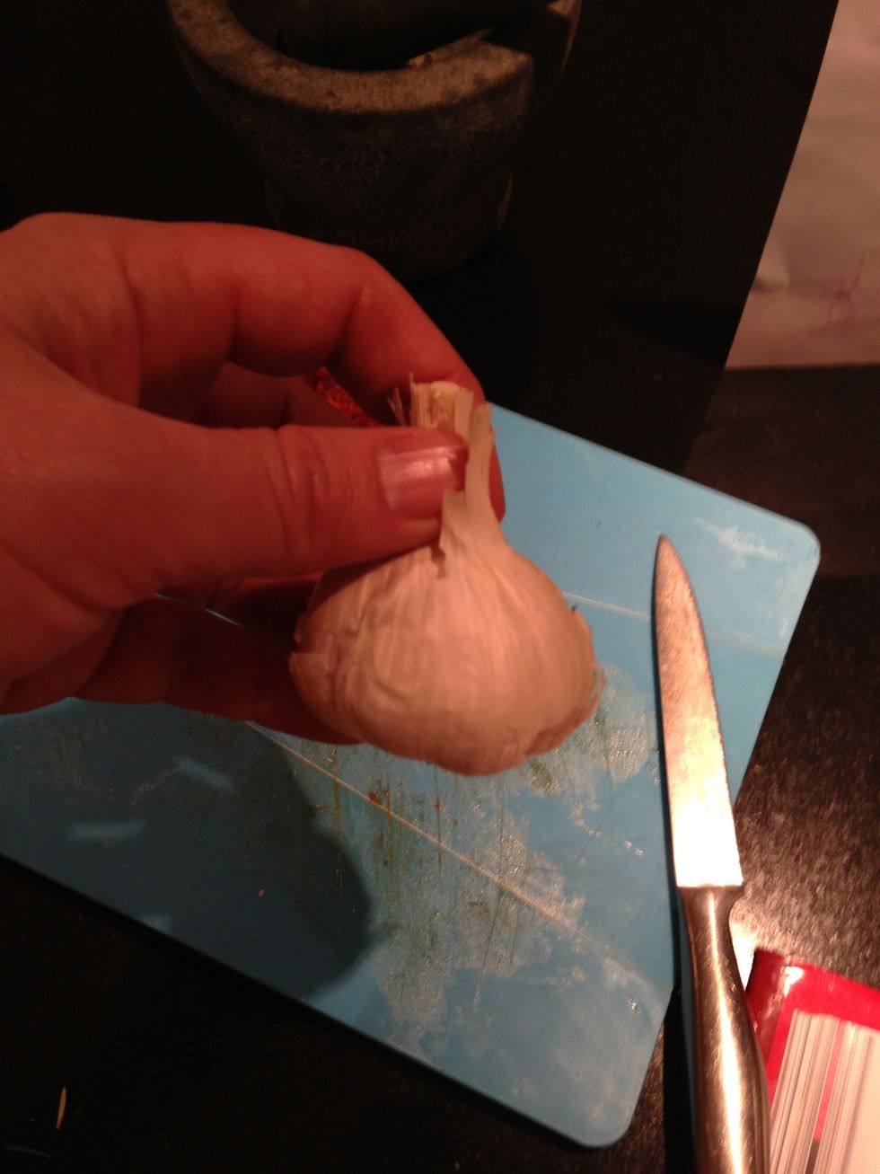 Garlic clove chop it up