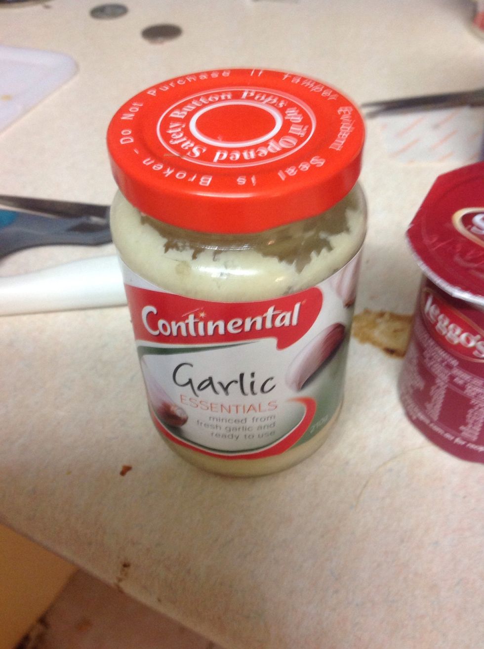 Garlic Sauce, along with mince and Gravox powder