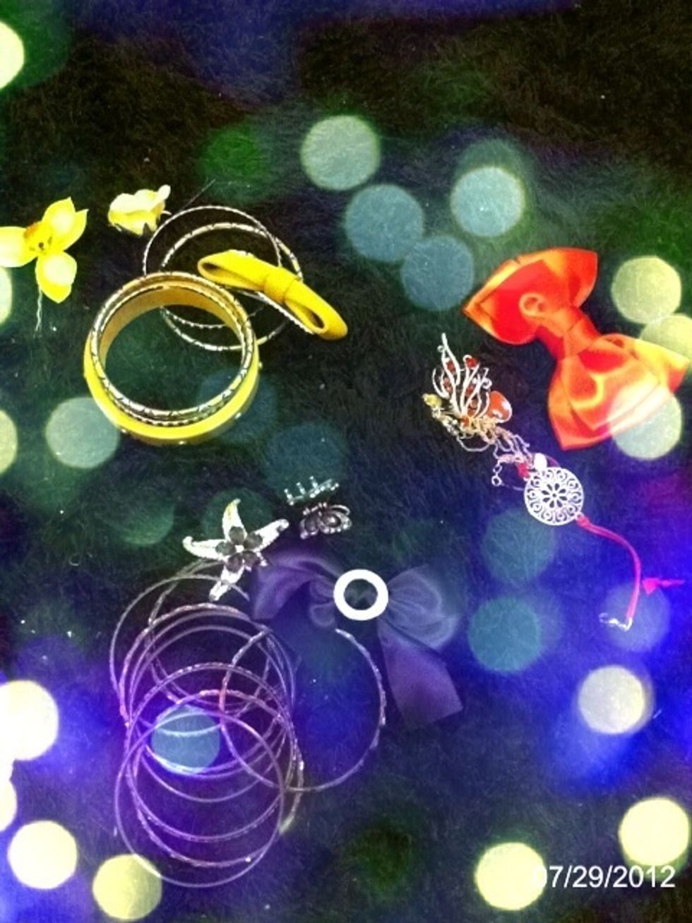 Gather all your accessories and keep them in separate group according to their colors.