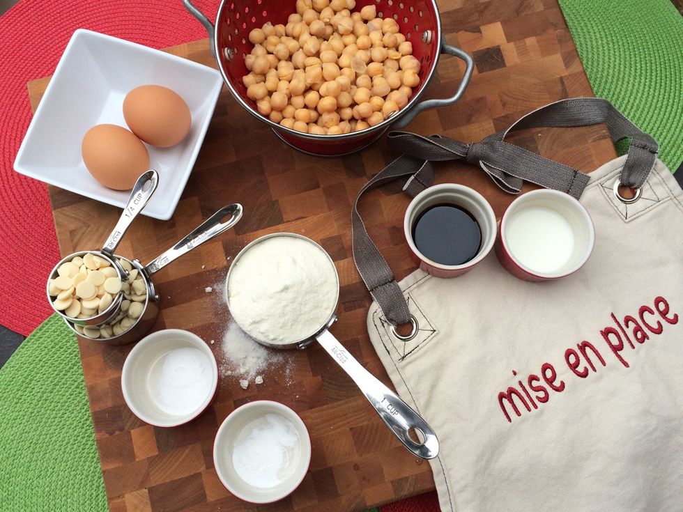 Gather all your ingredients and get ready to make some Gluten-Free Christmas Goodness!!