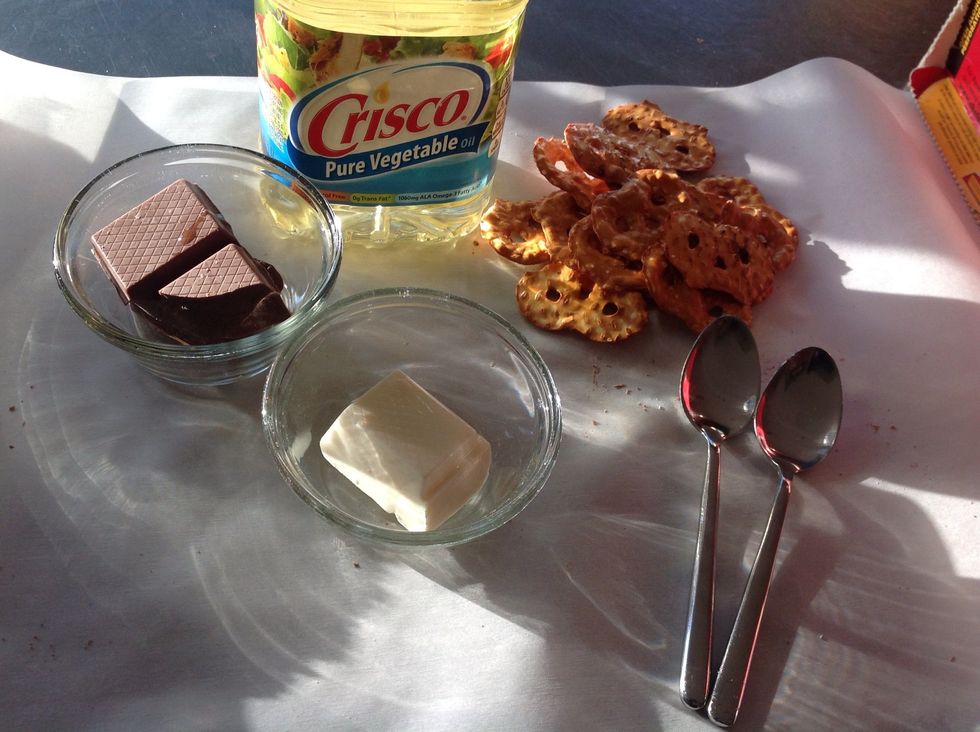 Gather ingredients and supplies.