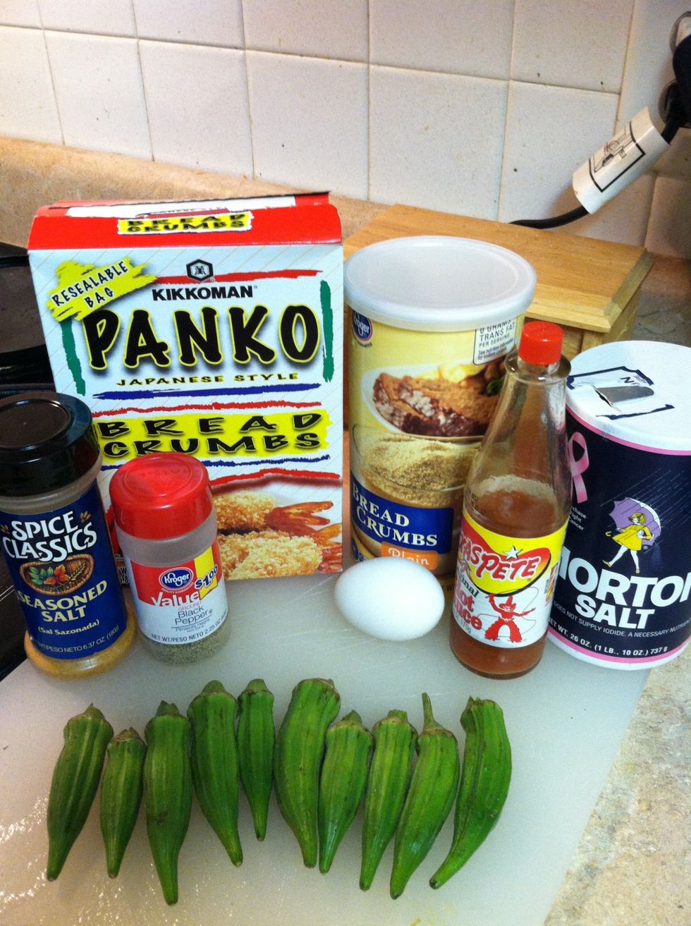 Gather ingredients (I forgot to the paprika). I'm using a Fry Daddy & two different kinds of breadcrumbs. If you would like to fry in a skillet use 1/2 cup vegetable oil.