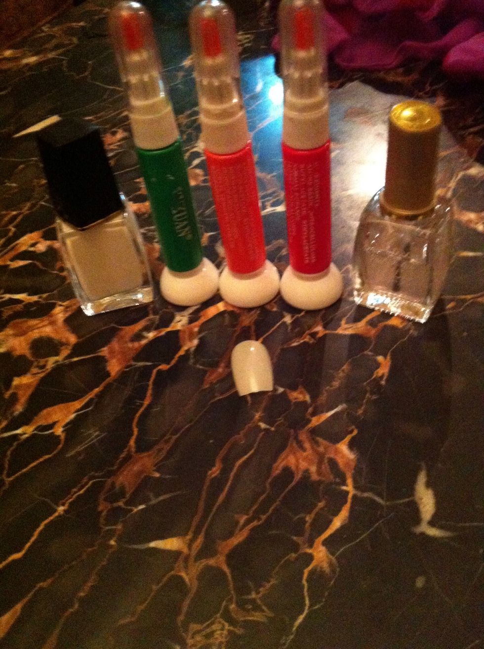 Gather supplies\ud83d\udc85