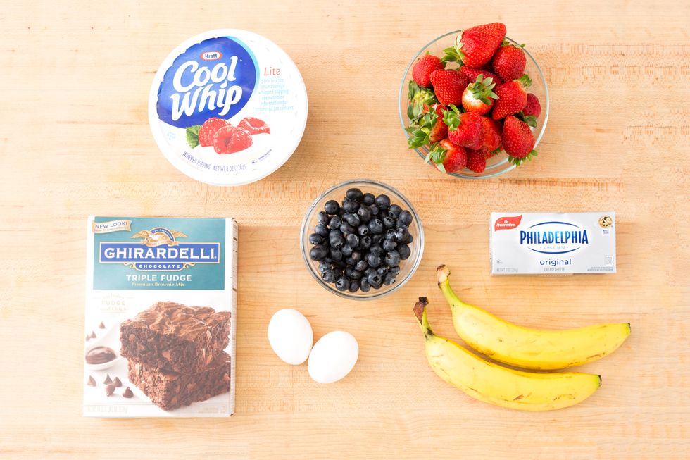 Gather your ingredient and preheat the oven to 350 degrees F.