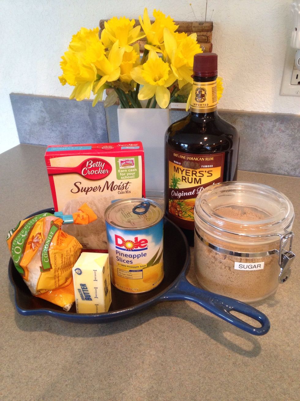 Gather your ingredients as listed in Supplies. (Daffodils optional, but they add cheer on a cloudy day.)