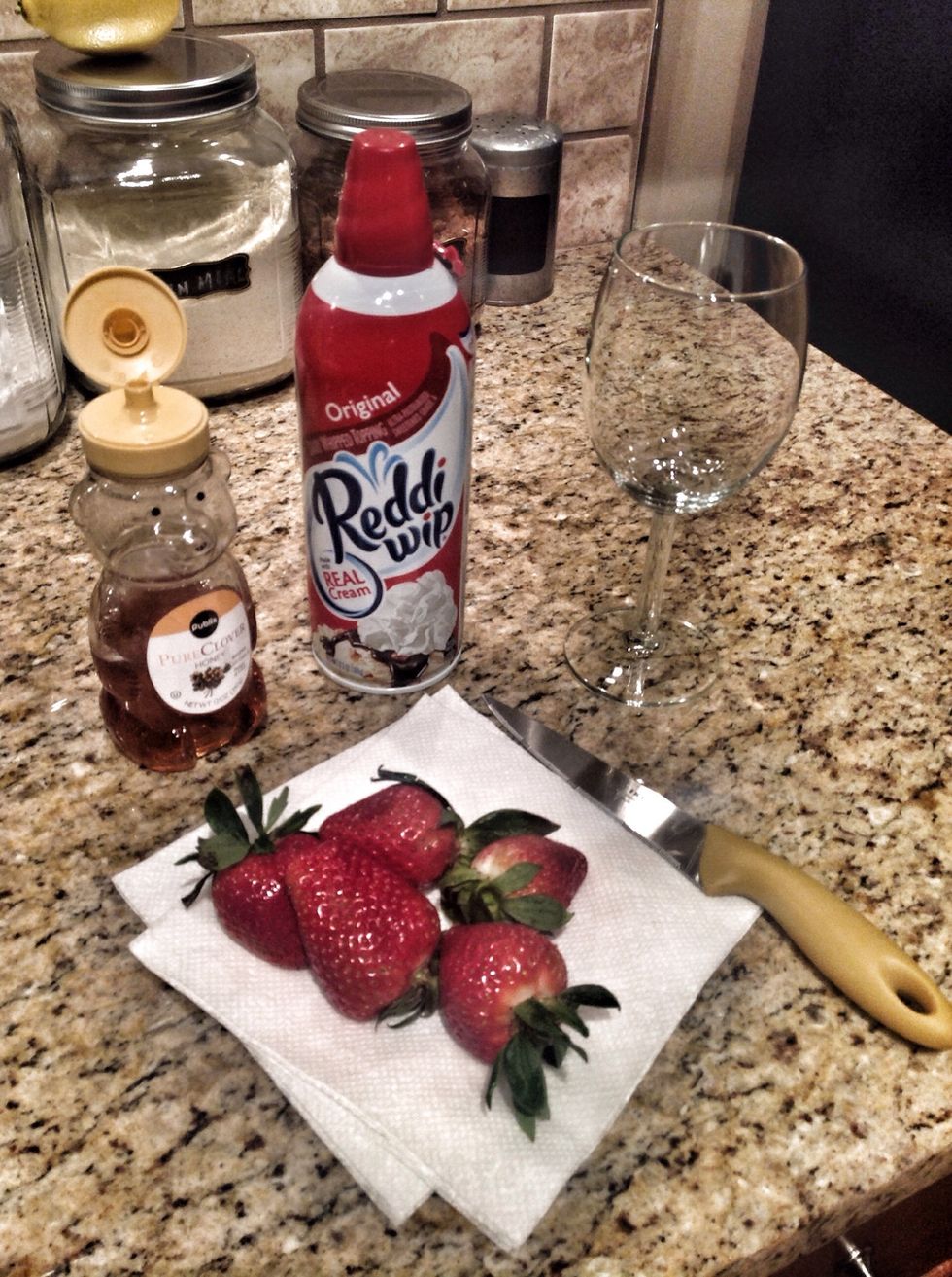 Gather your ingredients, to help you work easier. Don't forget the cocoa powder (not pictured). Rinse and slice and your strawberries.