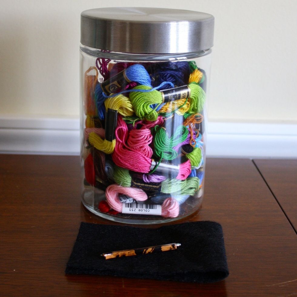 Gather your supplies: embroidery thread, a felt scrap and a bobby pin.