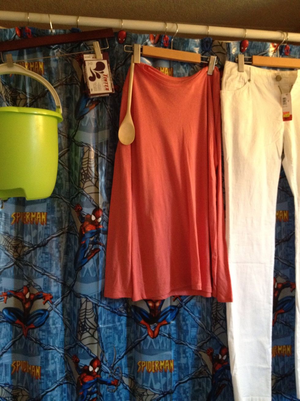 Gather your supplies. I wanted to try it out on a lite colored shirt and white pants. The shirt I got for 3 bucks and the pants 10 and the dye I got for 1 buck. So a total of 14 bucks for this project