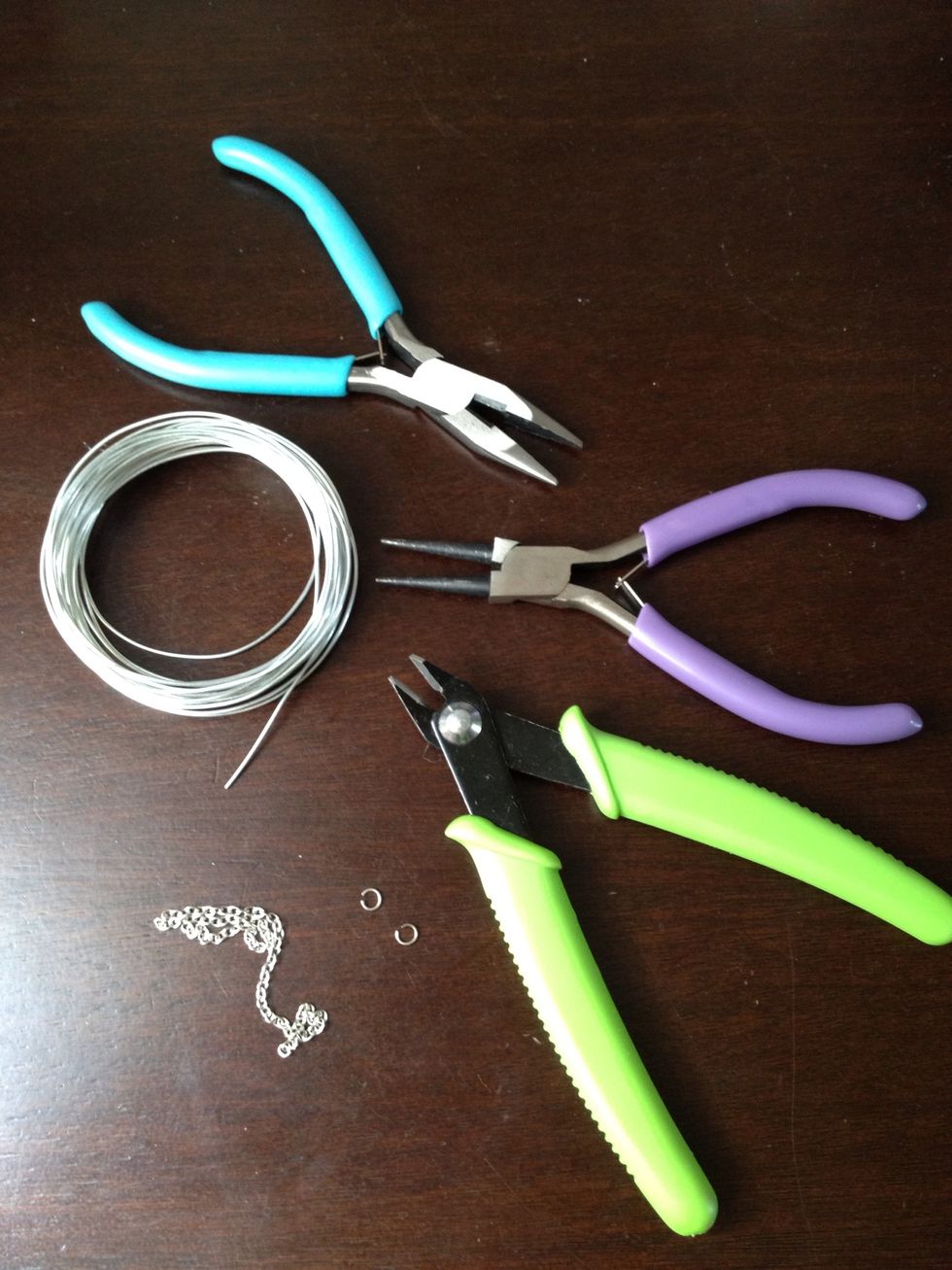 Gather your supplies. Jewelry making tools can be purchased at Walmart or Michael's.