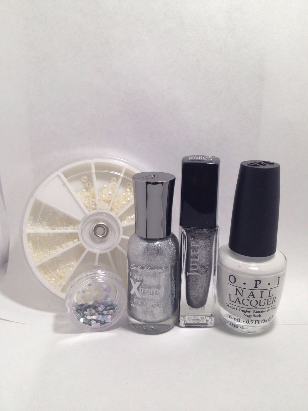 Gather your supplies. Pearls decals can be purchase for under $5 on bornprettystore.com (use code NVL91 to save additional 10% off - free worldwide shipping, no minimum order!!)