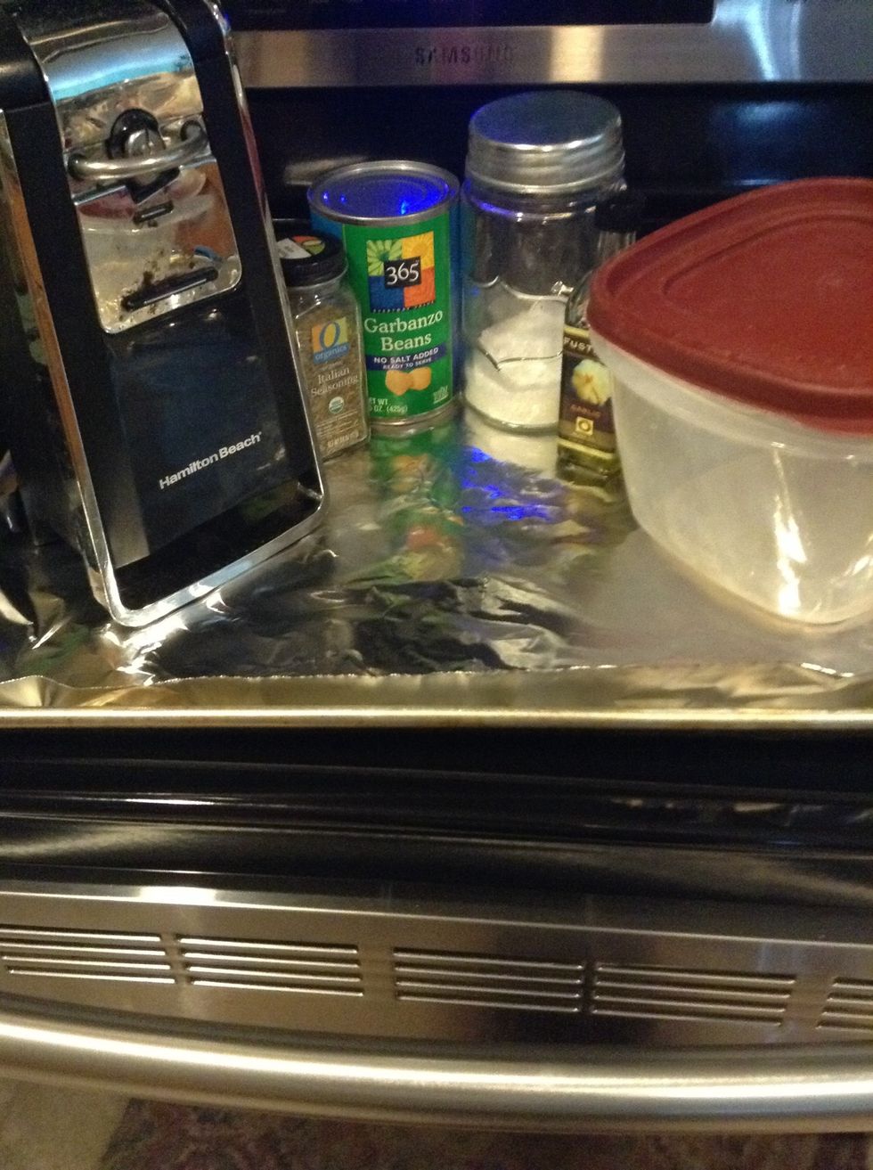 Gather your supplies. You can also use different seasonings and oil.