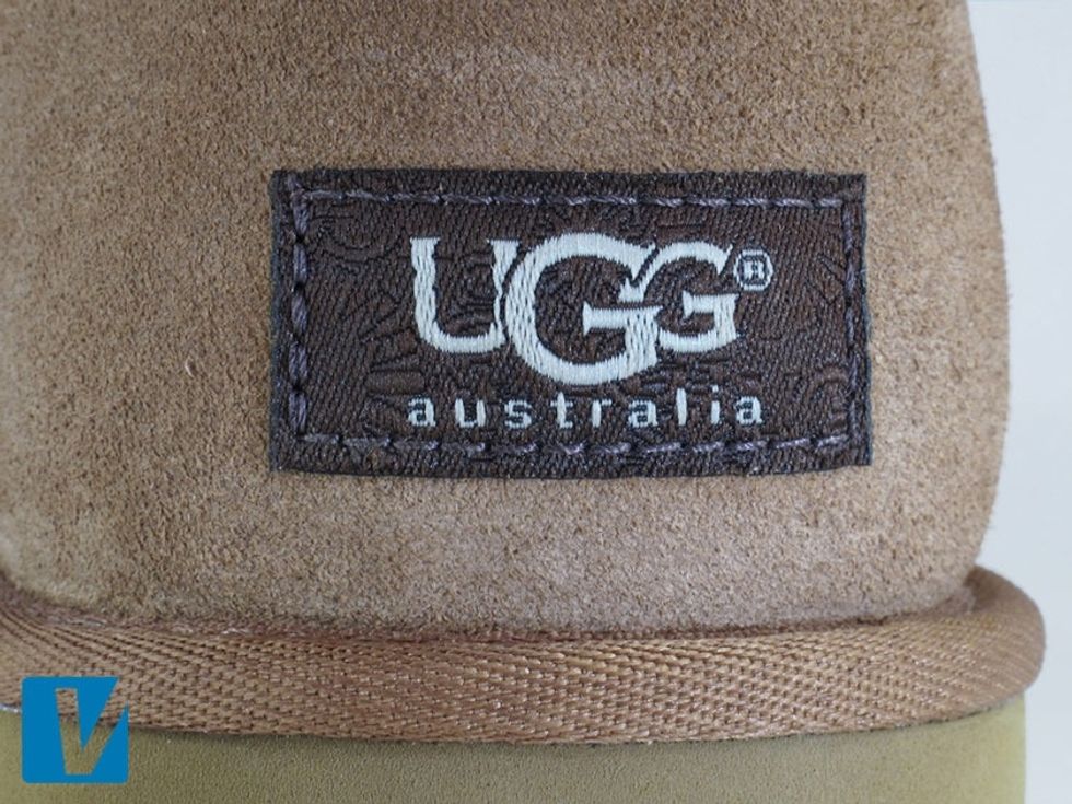 Genuine Ugg boots feature an Ugg label on the heel. Check all details of this logo carefully, particularly the size, shape, spacing of the letters. Also that the stitching is straight & neat.