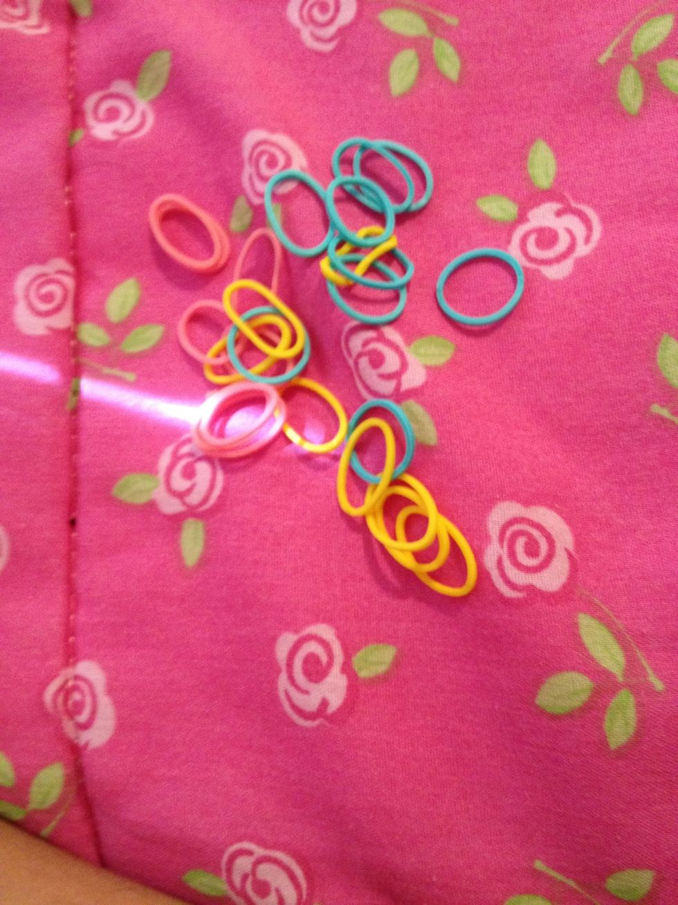 Get 25 rubber bands out