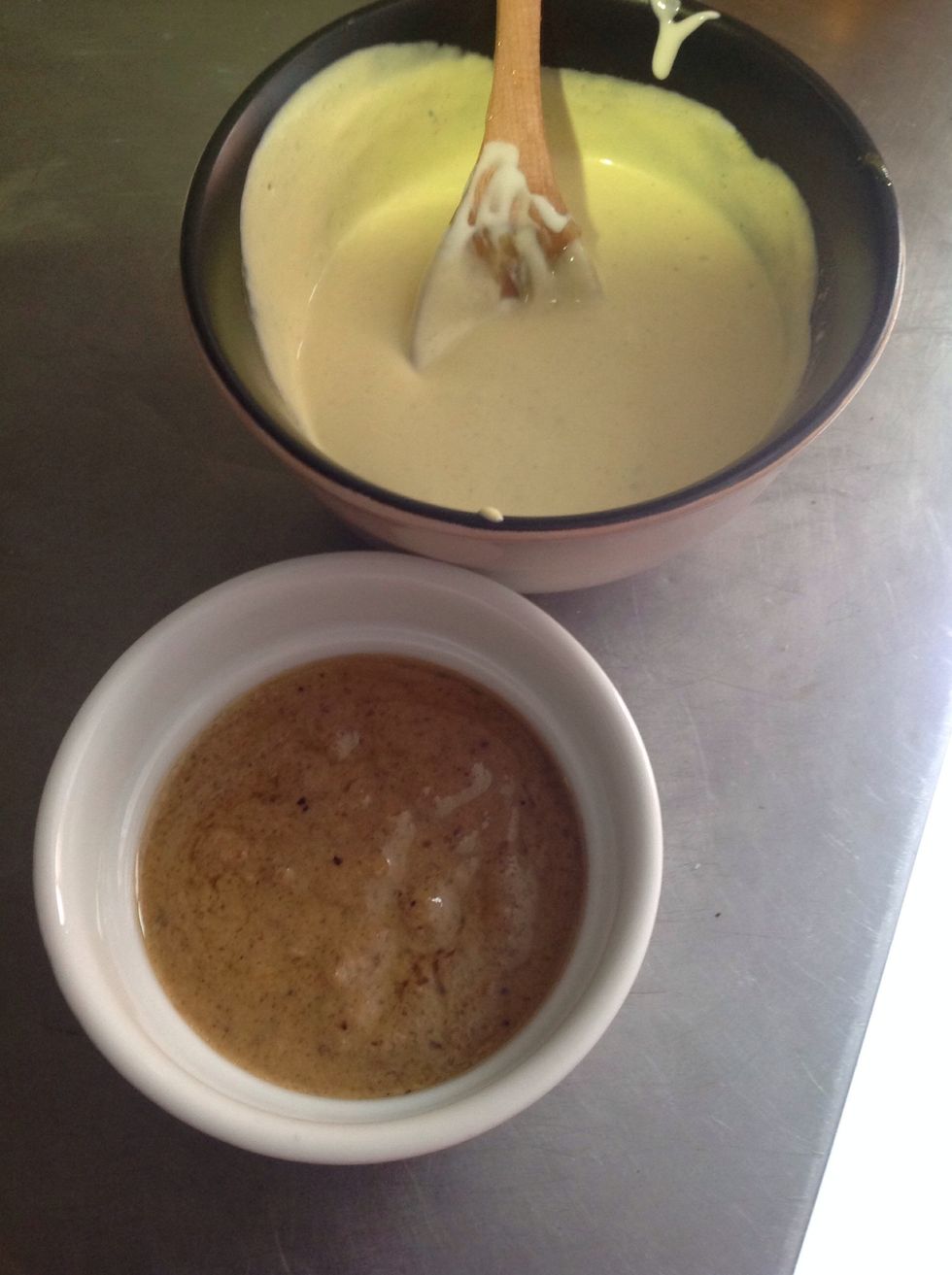 Get 5 habaneros, fry them in a hot pan whit oil and let them get soft and a nice brown color, blend them, and add some vinegar sugar and salt, once is ready mix them whit the honey mustard aioli