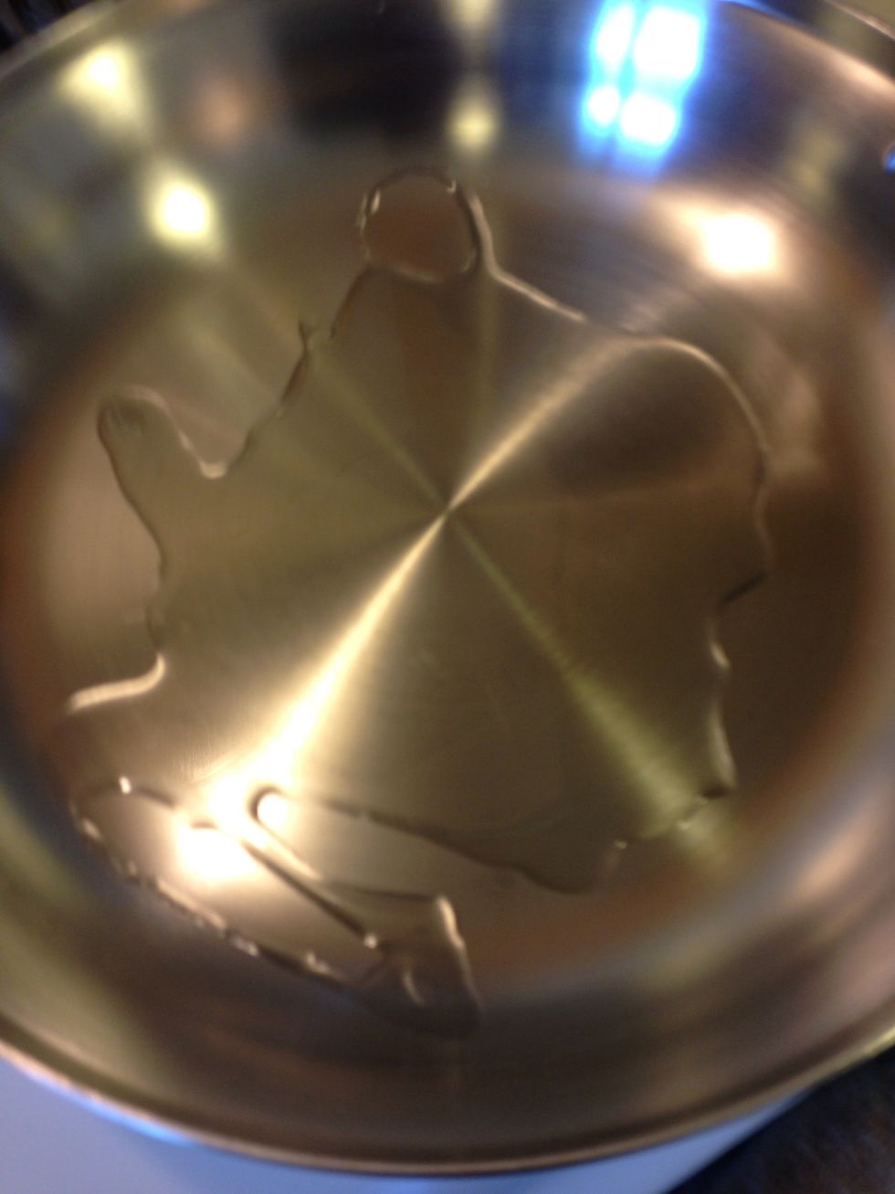 Get a couple tablespoons of oil nice and hot