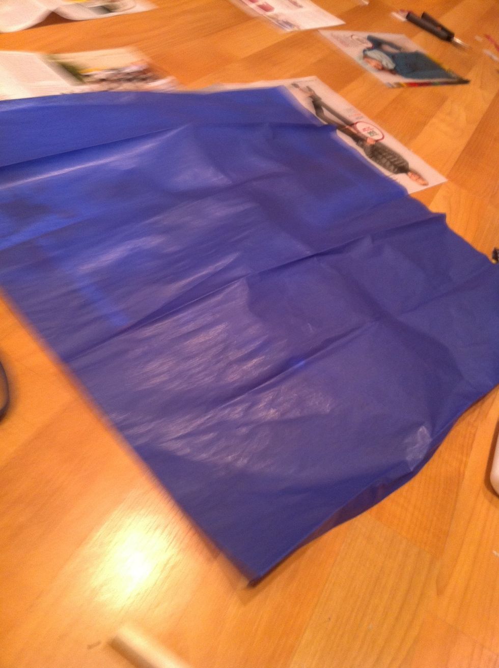 Get another color of tissue paper (optional--- u can use all the same color if u want to)