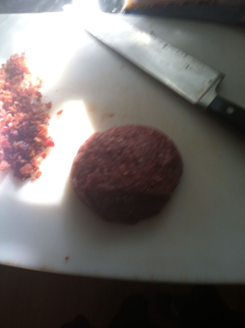 Get another thin patty and place on top, making sure to seal everything in good