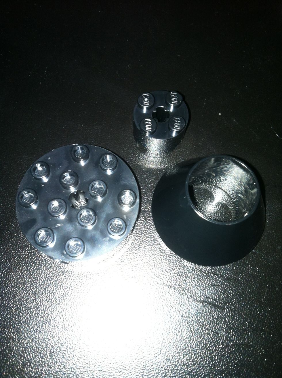 Get big triangle piece, smal circle piece and big circle piece