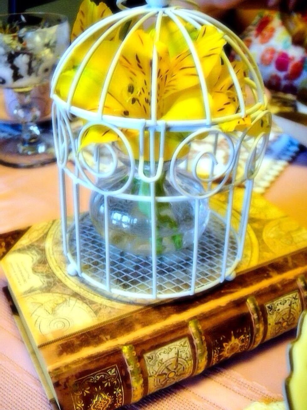 Get creative on decor. Think Renaissance and romance \u263a\ufe0f