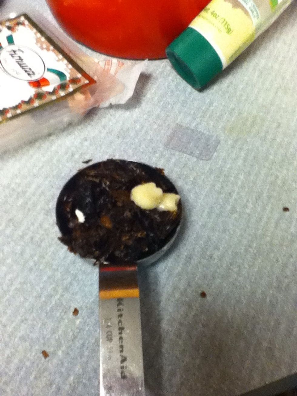 Get dried tomatoes and garlic