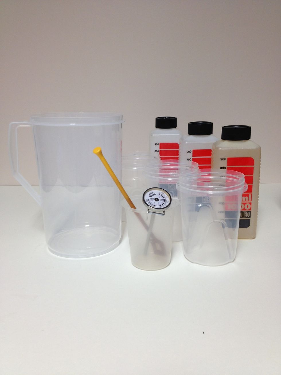 Get ready to mix. You will need a 1gal mixing pitcher, 1L measuring cups, 3 Jobo chemistry bottles, a thermometer and a stirring stick.
