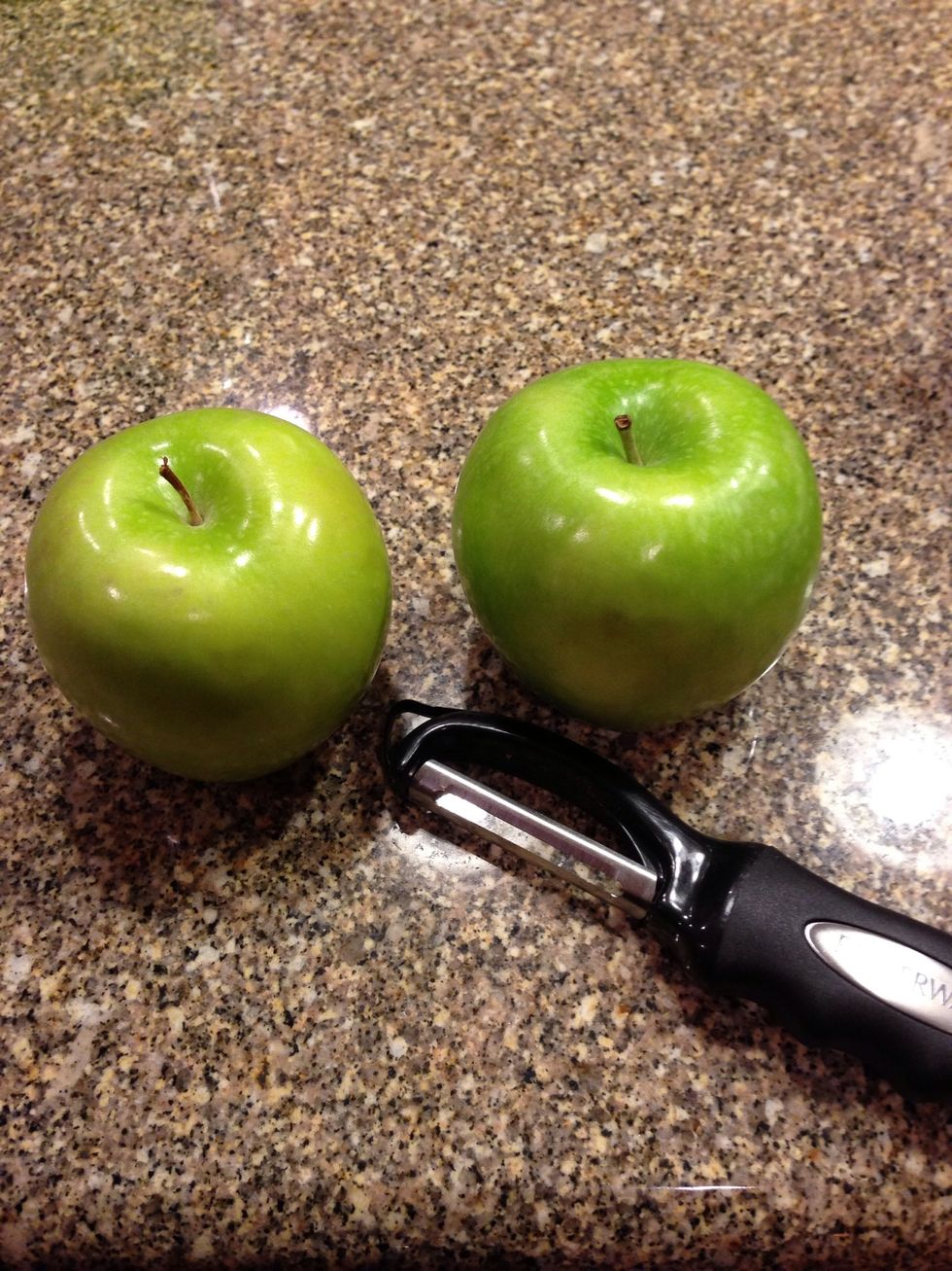 Get your apples and peeler