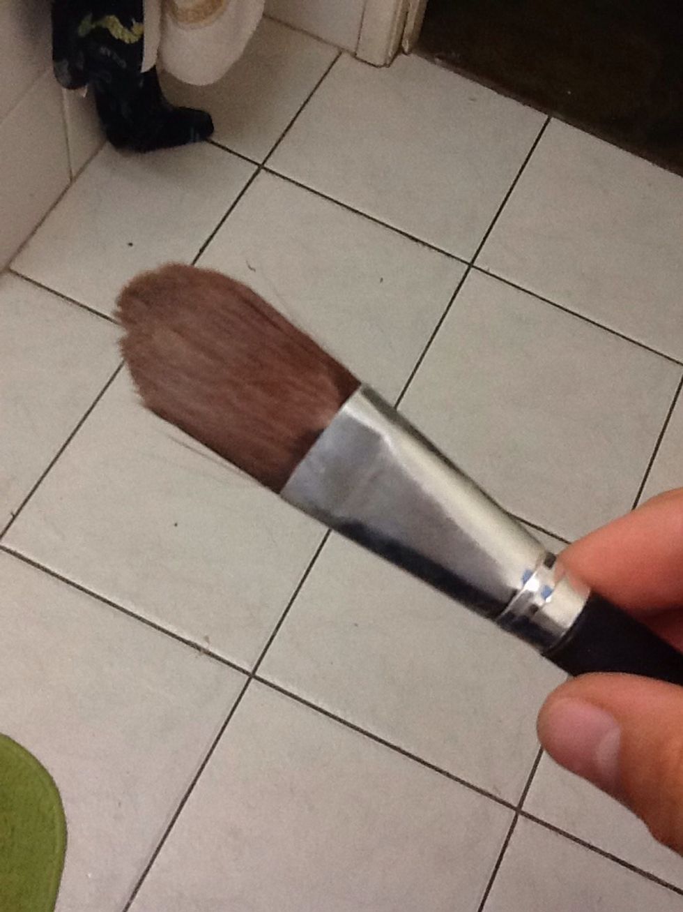 Get your flat base brush