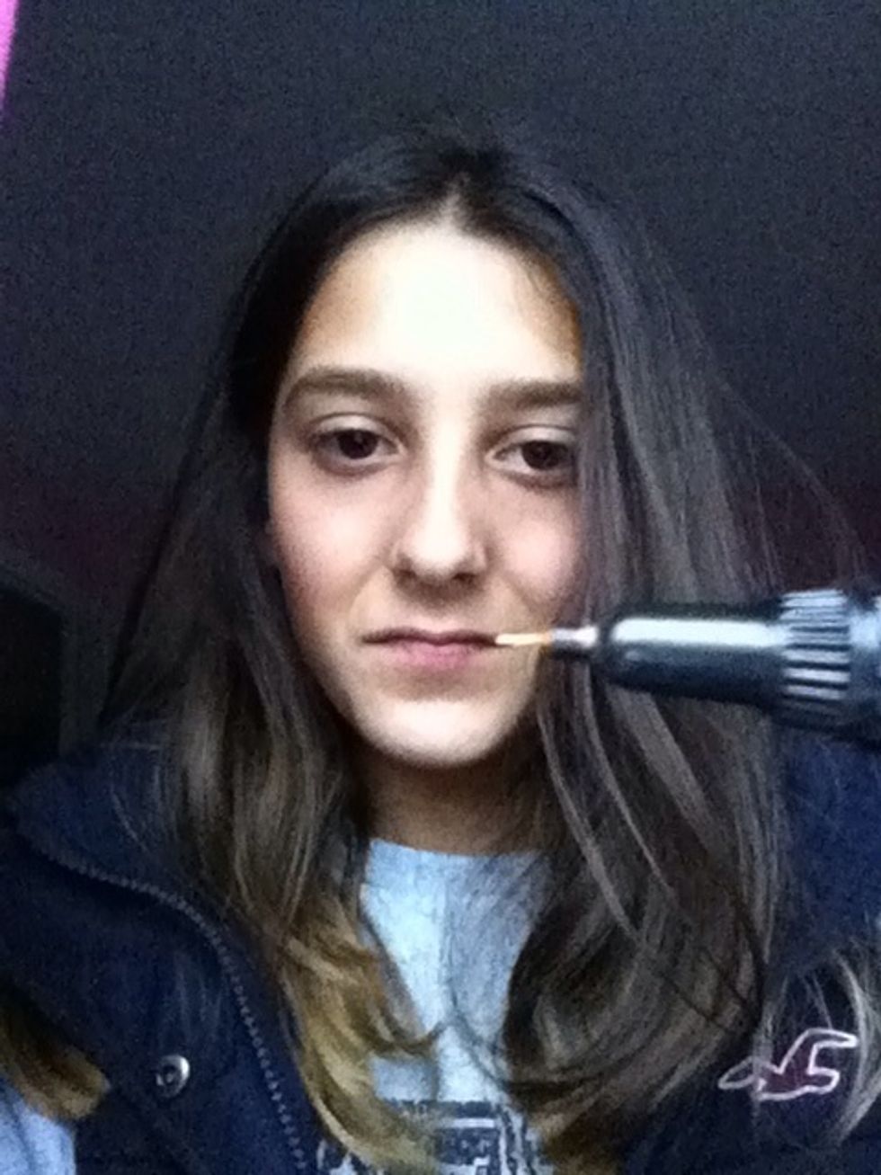 Get your nail pen (orange)