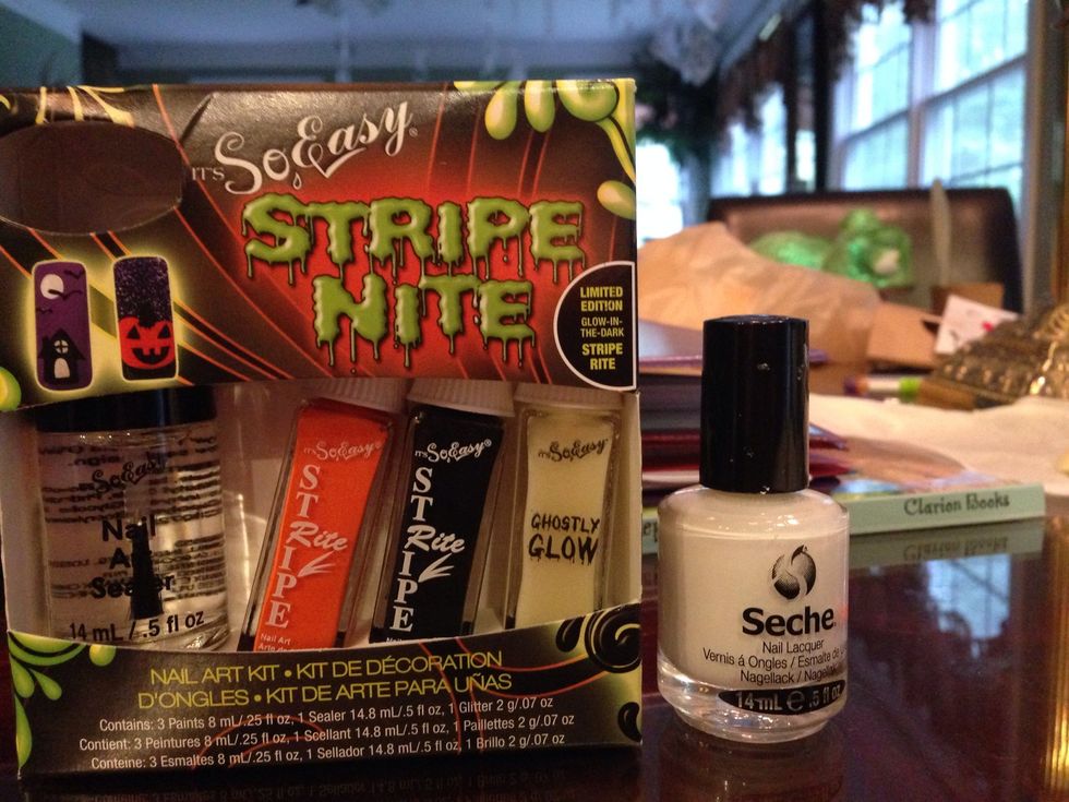 Get your nail polish I'm using it's so easy stripe nite