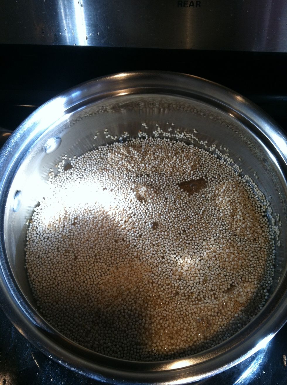 Get your quinoa going. Remember 1c of dry quinoa needs 2c water. Follow this 1:2 ratio and you get about 2c cooked quinoa. Since I only need 1c cooked I use 1/2c quinoa 1c h20