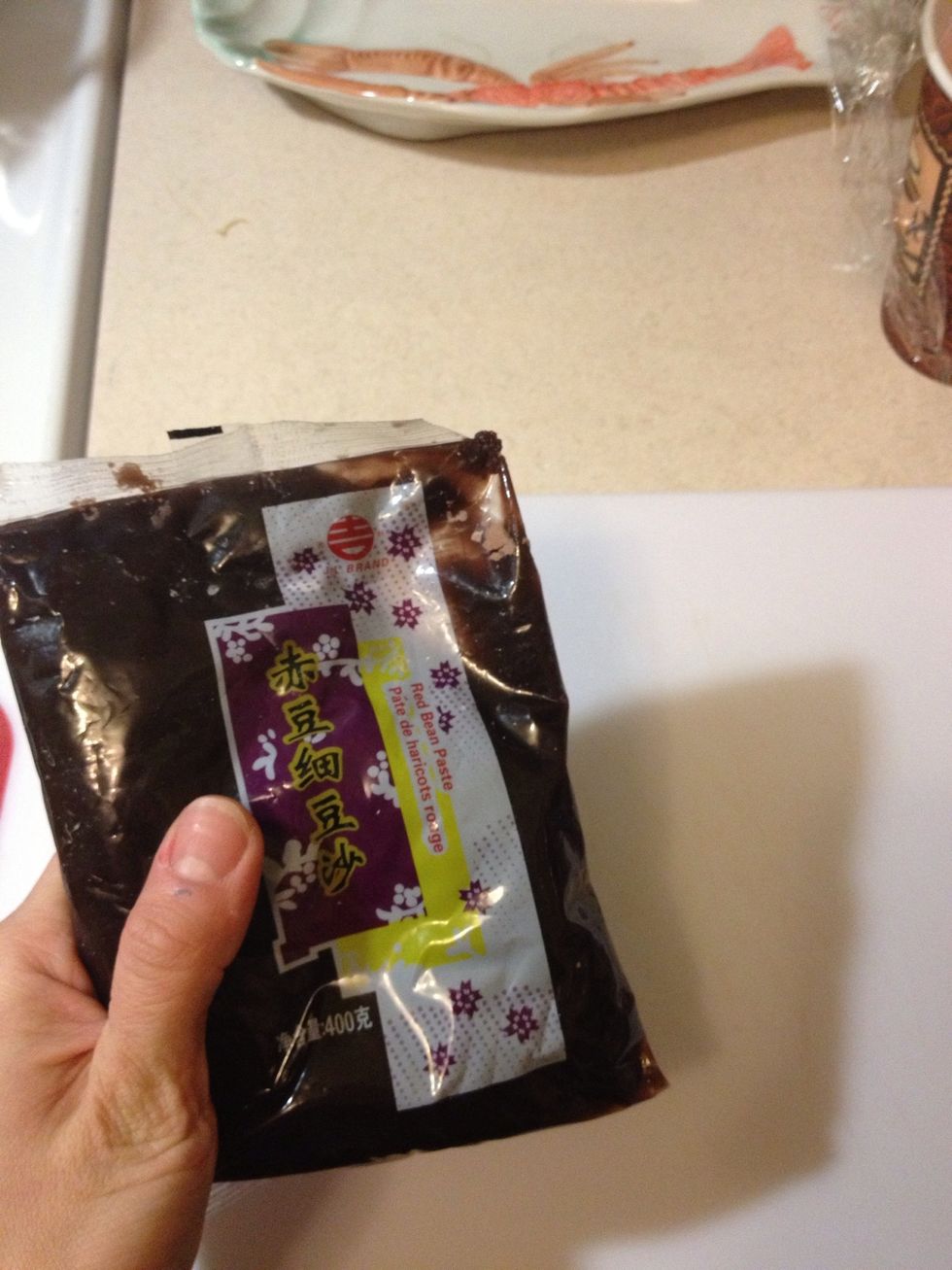 Get your red bean paste ready! I cut my corner and squeeze it out on my pancake (like a icing pipe)