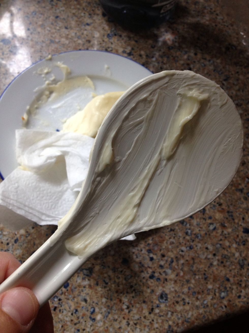 Get your spoon coated with butter or spray so the marshmallow won't stick to it also.