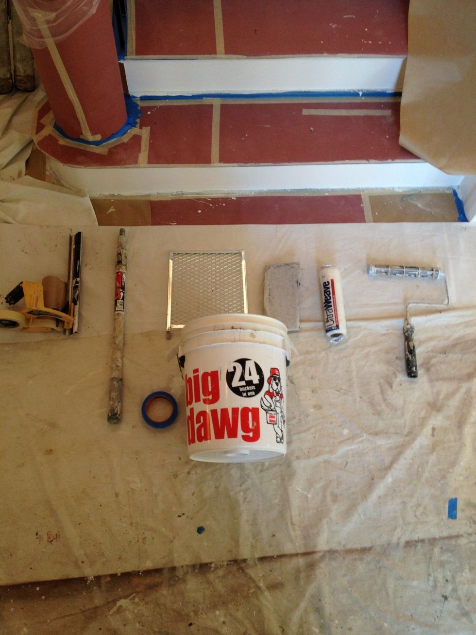 How to paint a wall B+C Guides