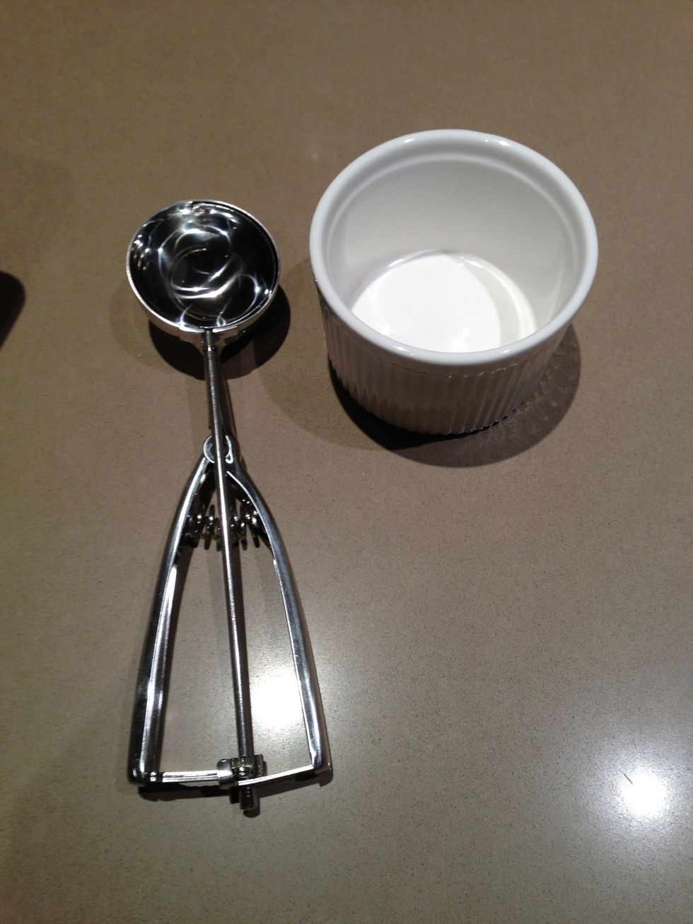 Get yourself something to scoop your gelato into a bowl