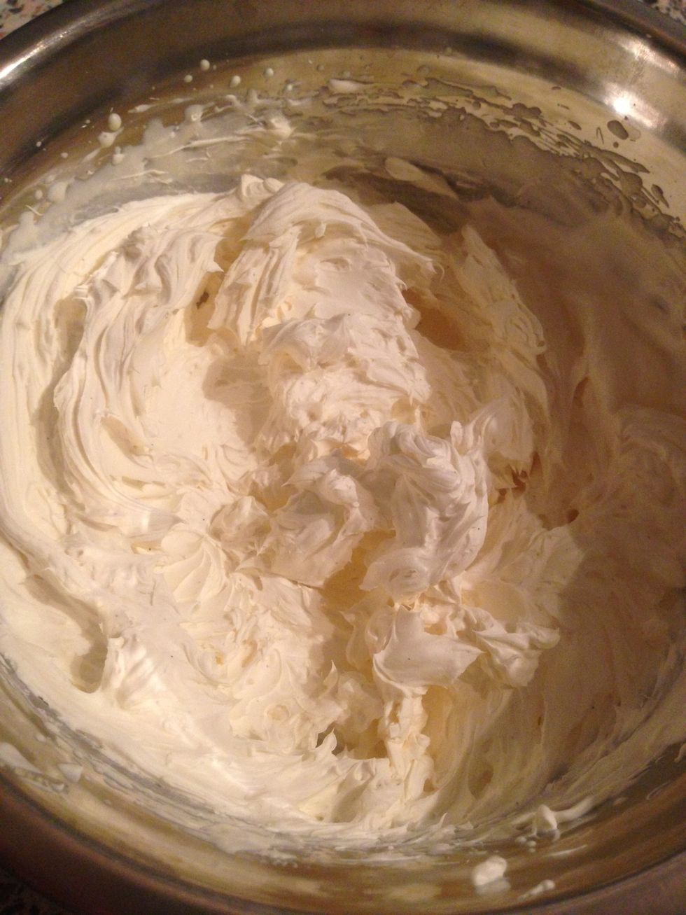 Give it all a quick whisk to mix in the vanilla, and It should look something like this.