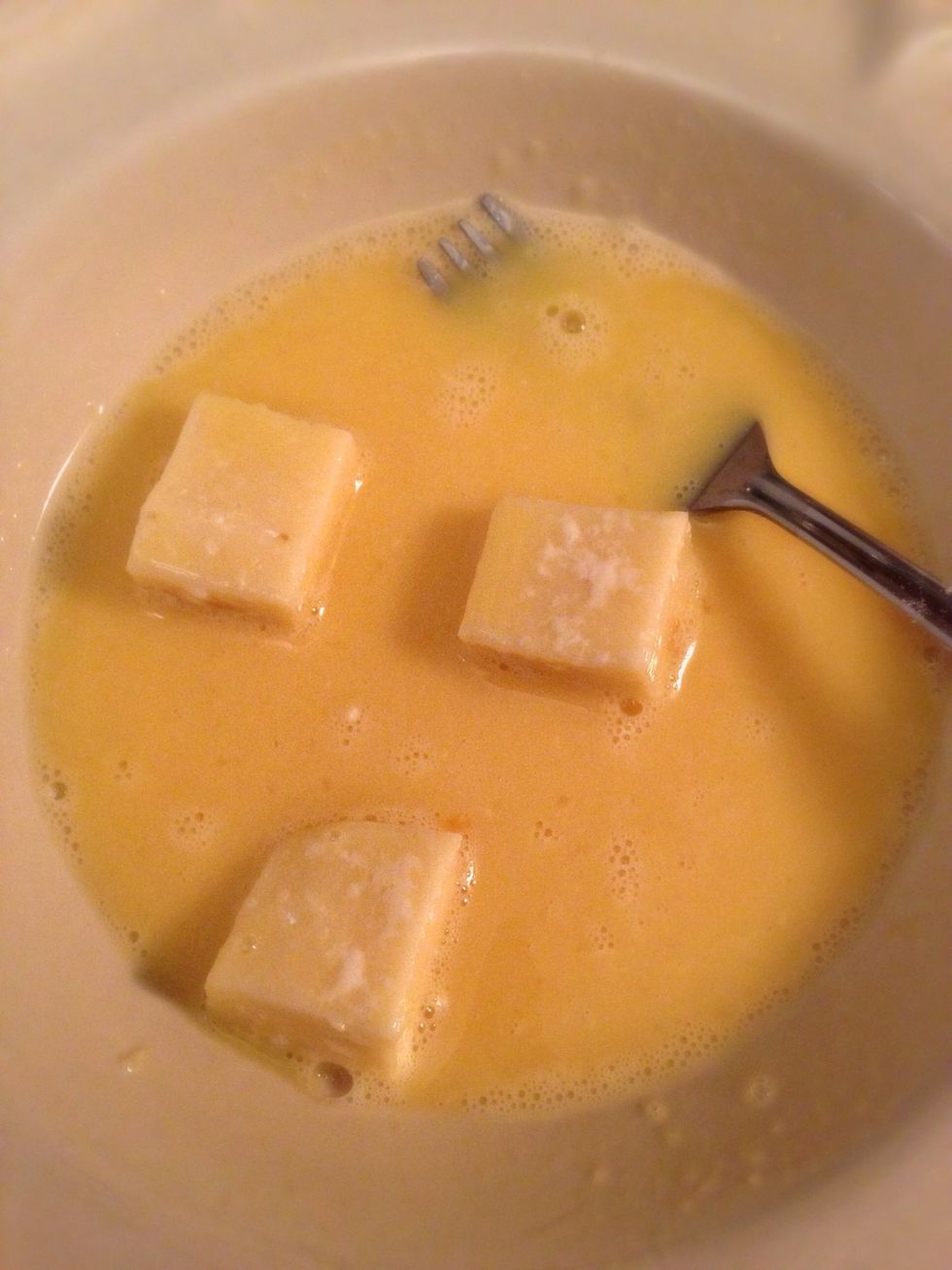 Give them a good bath, make sure they're covered all over. Now throw them in the breadcrumbs!