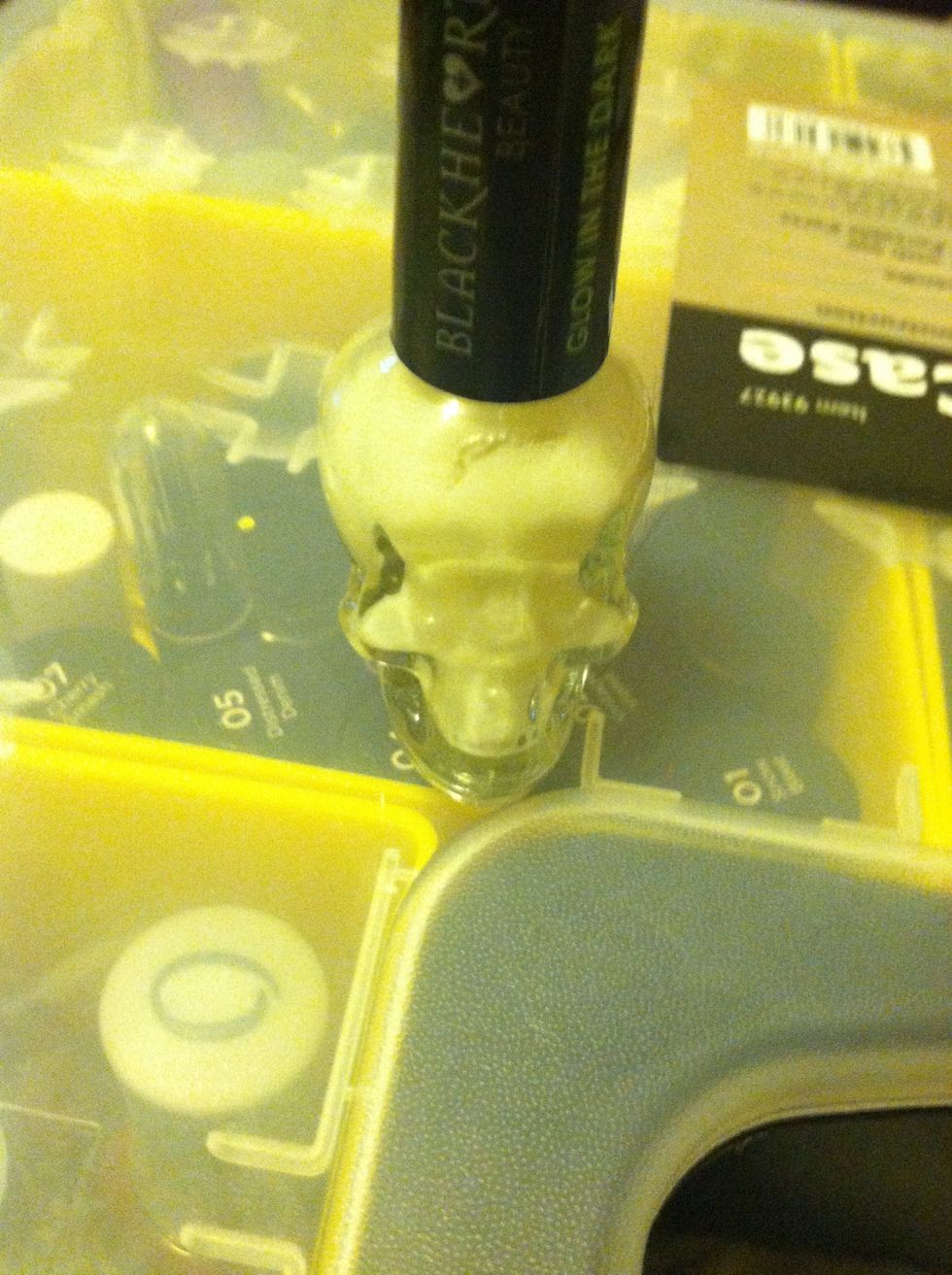 Glow in the dark nail polish