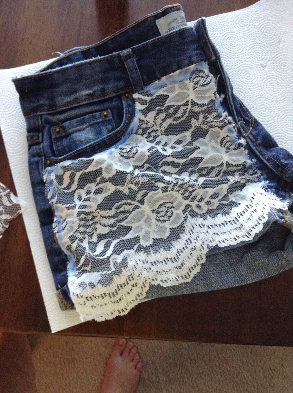 glue all sides like so, don't worry, it dries clear