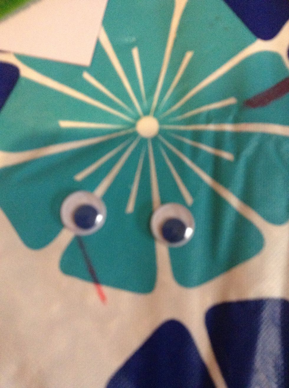 Glue the googly eyes on :)