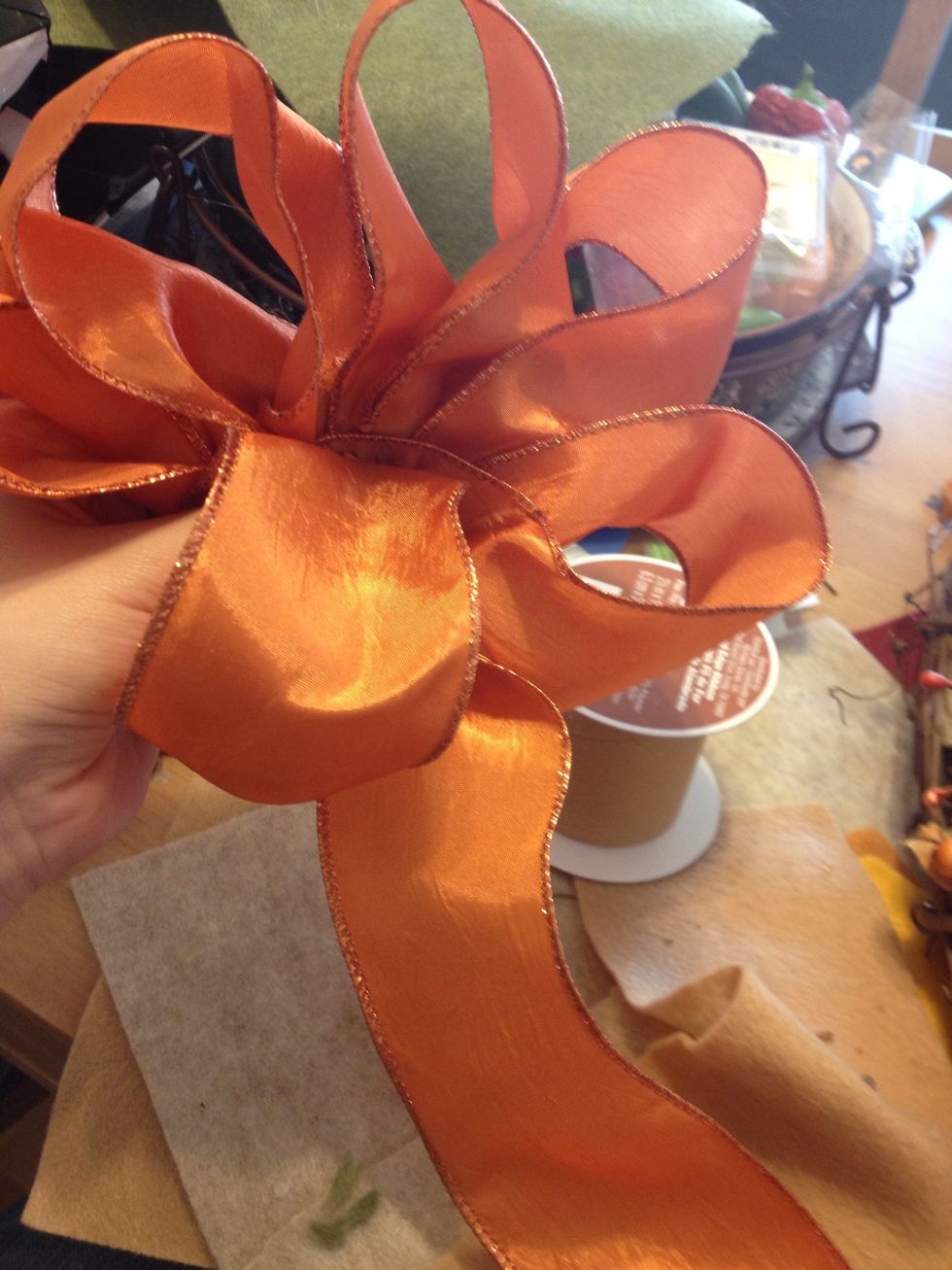 Glue the loops in the center...