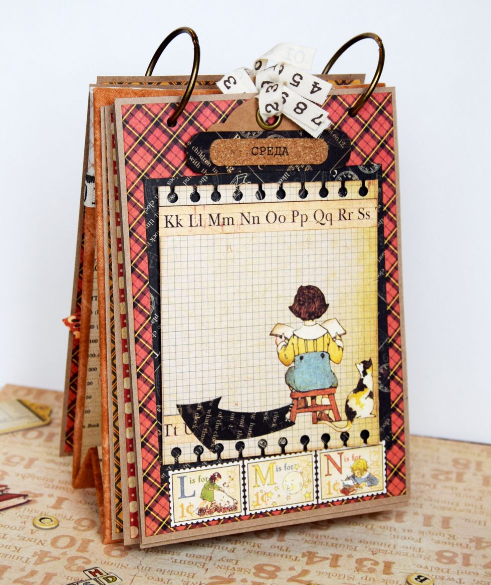 Glue the other details